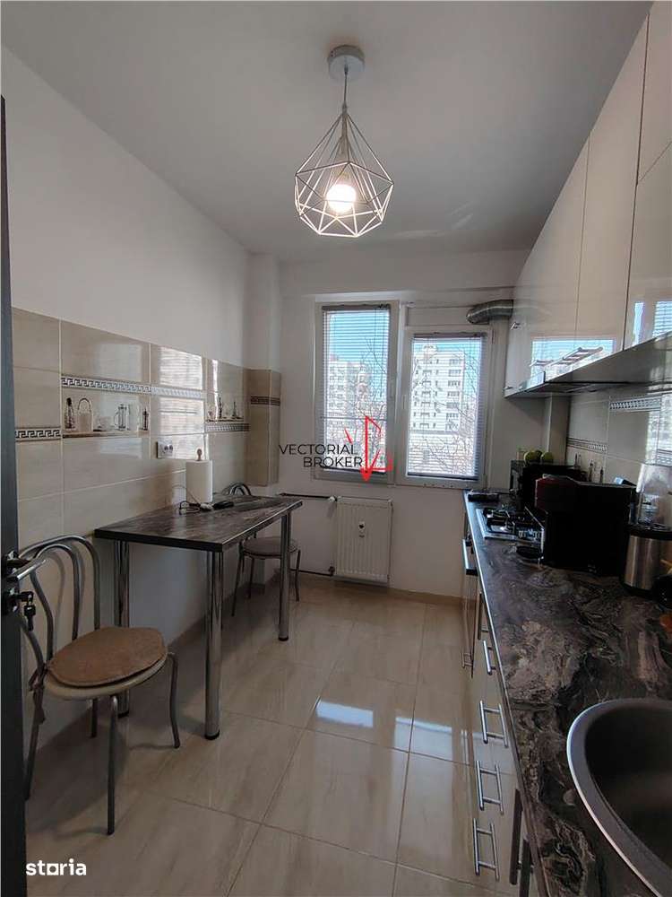 Apartament 2 camere zona Trapezului Metrou cu Teava de Gaz pentru Cent-2