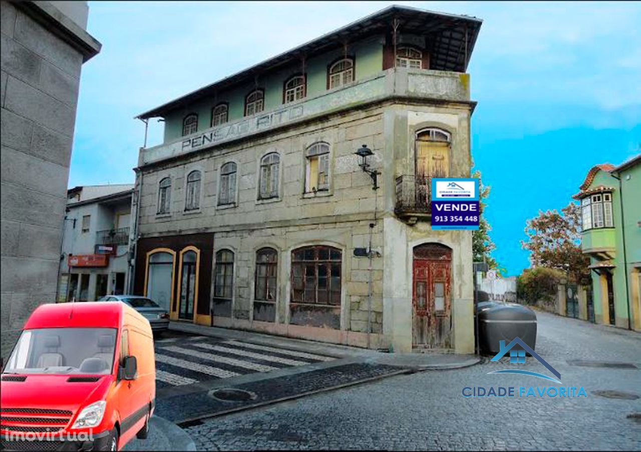 Prédio Emblemático em CHAVES para Reconstrução