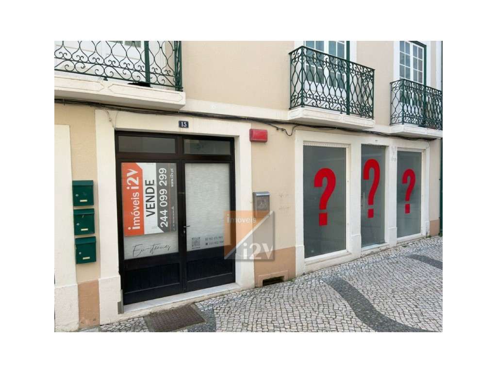 Loja- Zona centro Histórico Leiria ( Compra ou arrendamento) - Grande imagem: 5/23