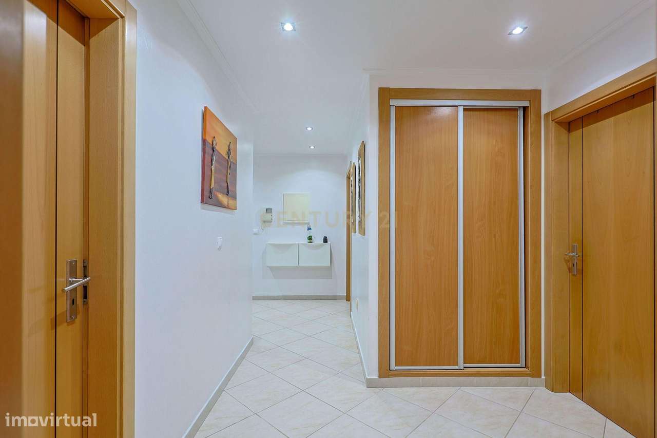 Apartamento T3 à Venda no Montijo-17