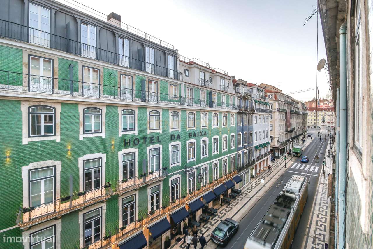 Apartamento T2 na Rua da Prata Nº208-15