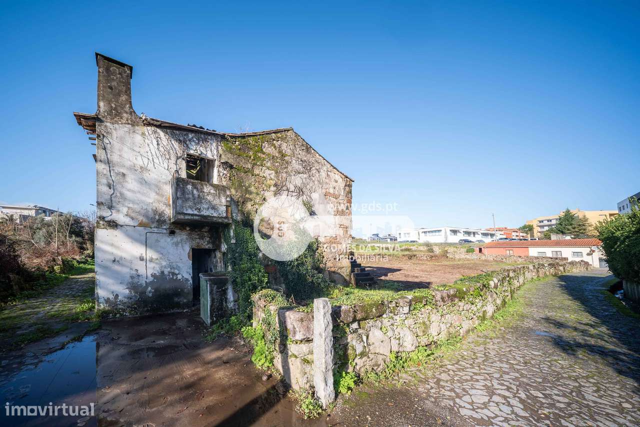 Terreno para Construção de Edifício de Habitação – Cagide, Vila Verde - Grande imagem: 2/17