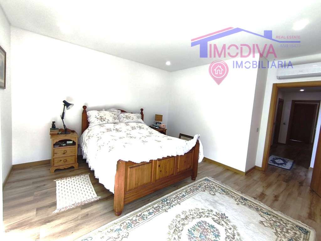 Moradia térrea T3 com garagem em Figueiró dos Vinhos-40