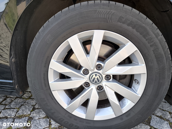 Volkswagen Passat Variant 2.0 TDI SCR (BlueMotion Technology) Highline - 14