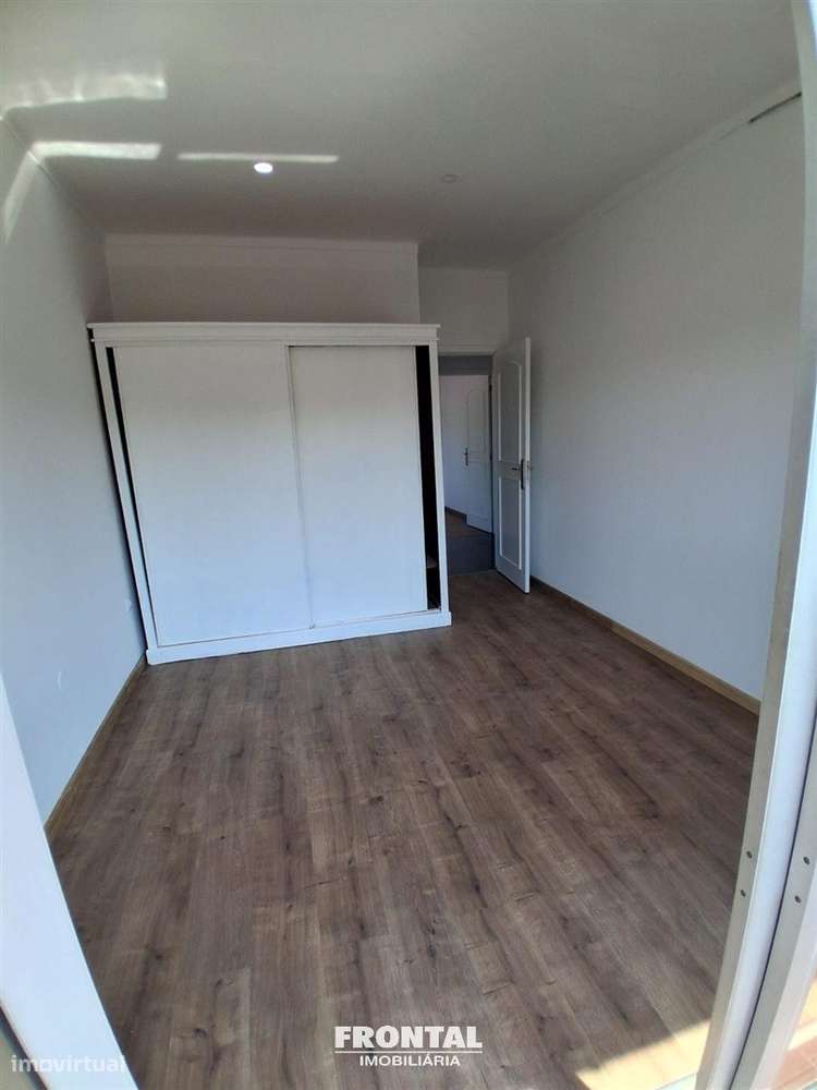 Apartamento T3 Venda em Fânzeres e São Pedro da Cova,Gondomar-2