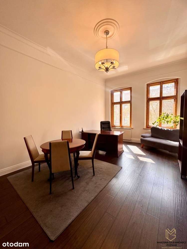 Lokal ścisłe centrum - deptak, blisko Sądu-8