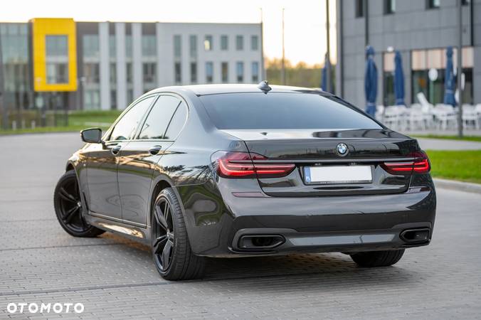 BMW Seria 7 730d xDrive - 4