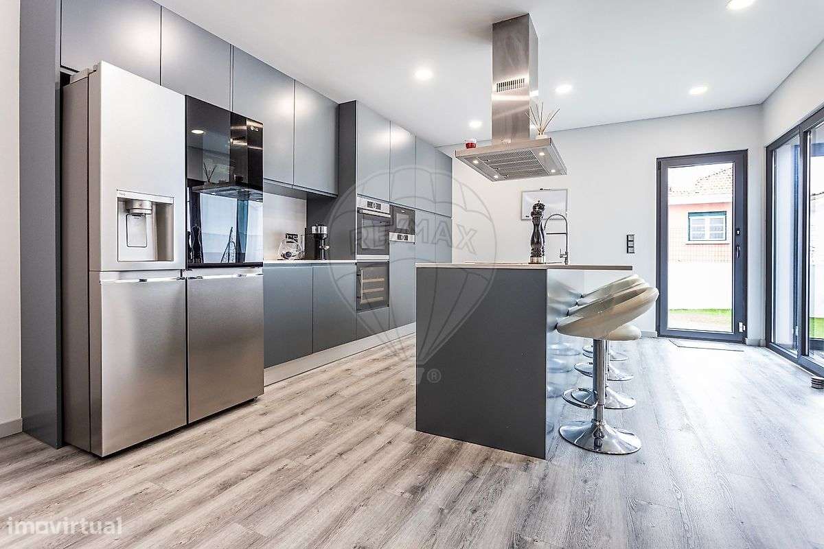 Moradia T3 para venda-5