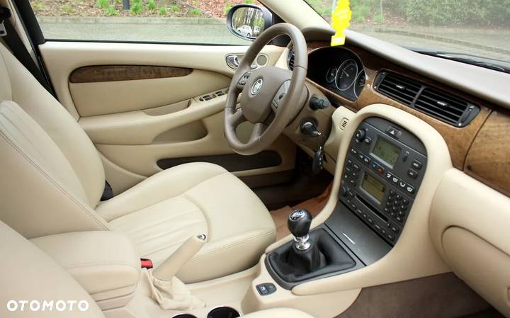 Jaguar X-Type 2.0 D Executive - 7