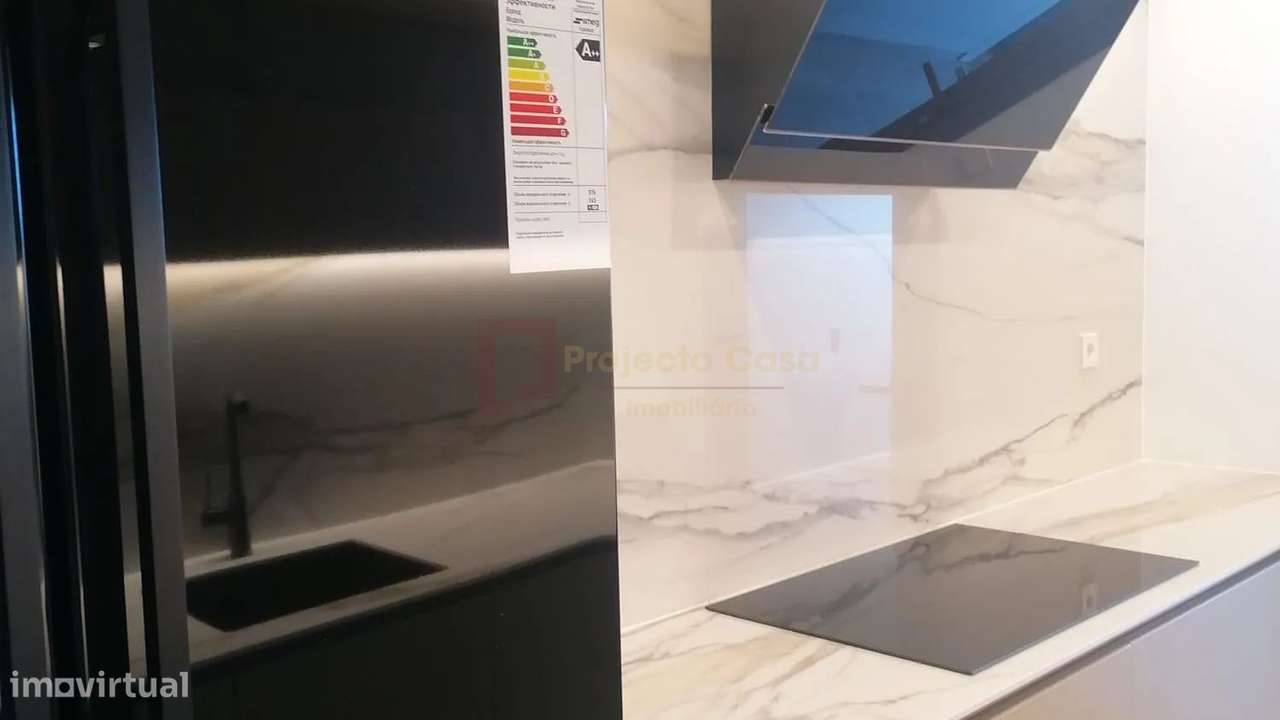 Apartamento Exclusivo com Vista Deslumbrante sobre o Douro-2