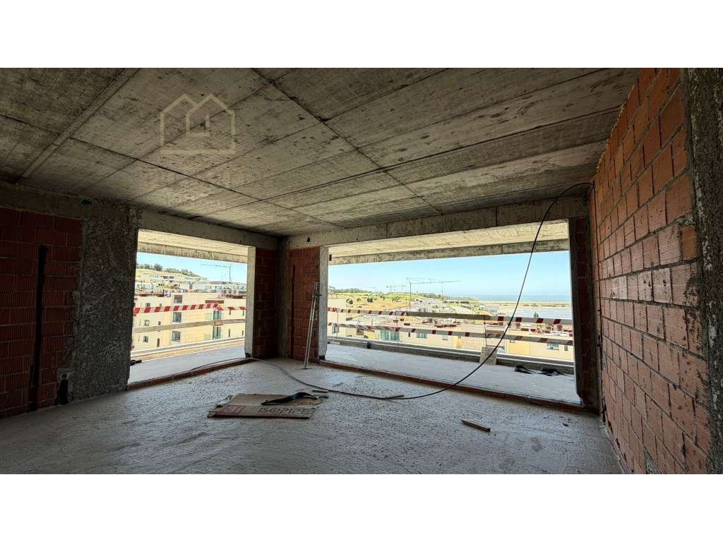 Excelente apartamento T3 com terraço 75m2 para comprar junto a Mari...-16