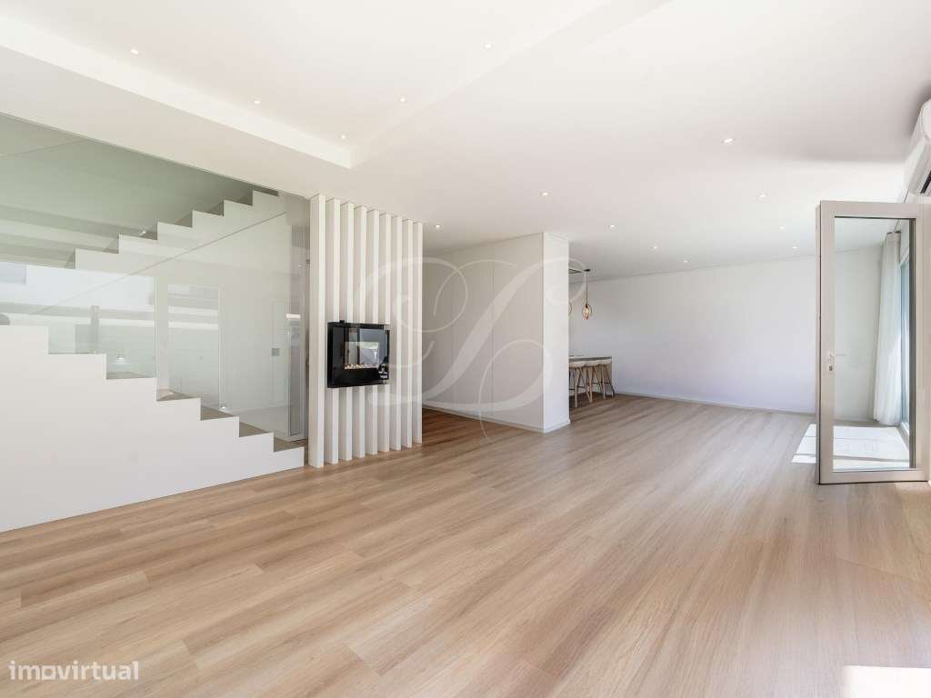 Moradia T3 c/ piscina e barbecue | Cascais-35