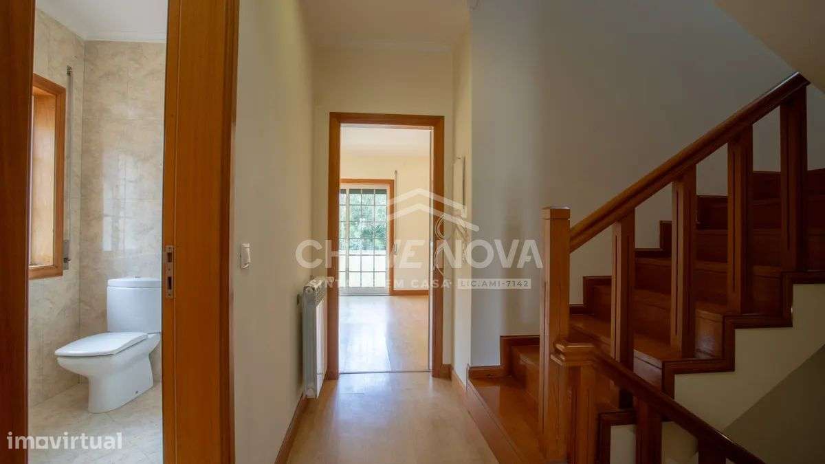 Moradia Geminada V3 c/ Jardim em Rio Meão-16
