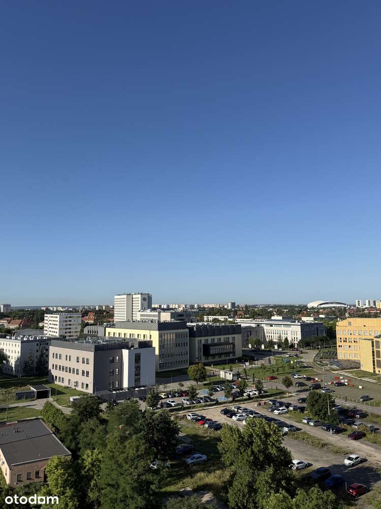 3 pokoje, balkon, piwnica, funkcjonalny układ, blisko centrum i UMP-19