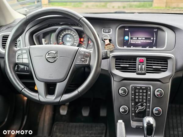 Volvo V40 - 17