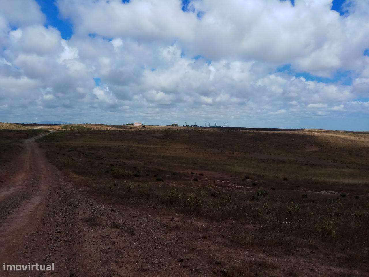 Terreno Rústico Currais Velhos - Vila do Bispo _ 664Lagos V13-10