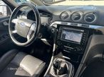 Ford S-Max 2.0 TDCi Titanium 7L - 16