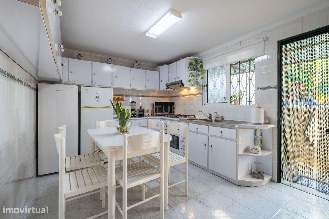 Moradia Típica Madeirense com Potencial Único – Piornais, Funchal-33