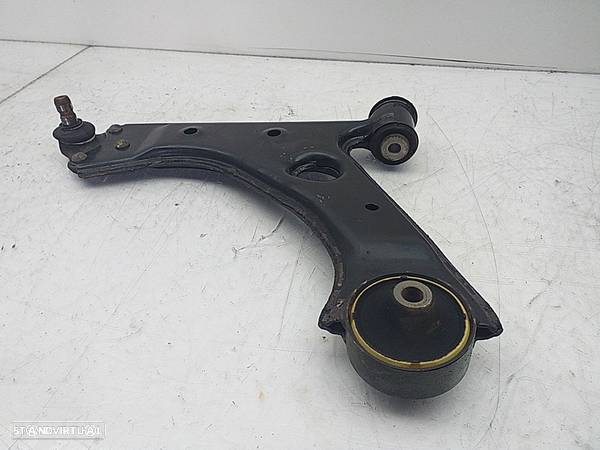 Triangulo Suspensão Esquerdo  Opel Corsa D (S07) - 1