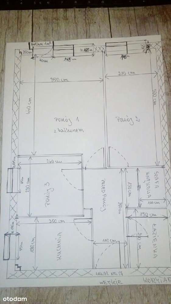 47,39 m² | 3 pokoje | Do remontu | Kamionek-11