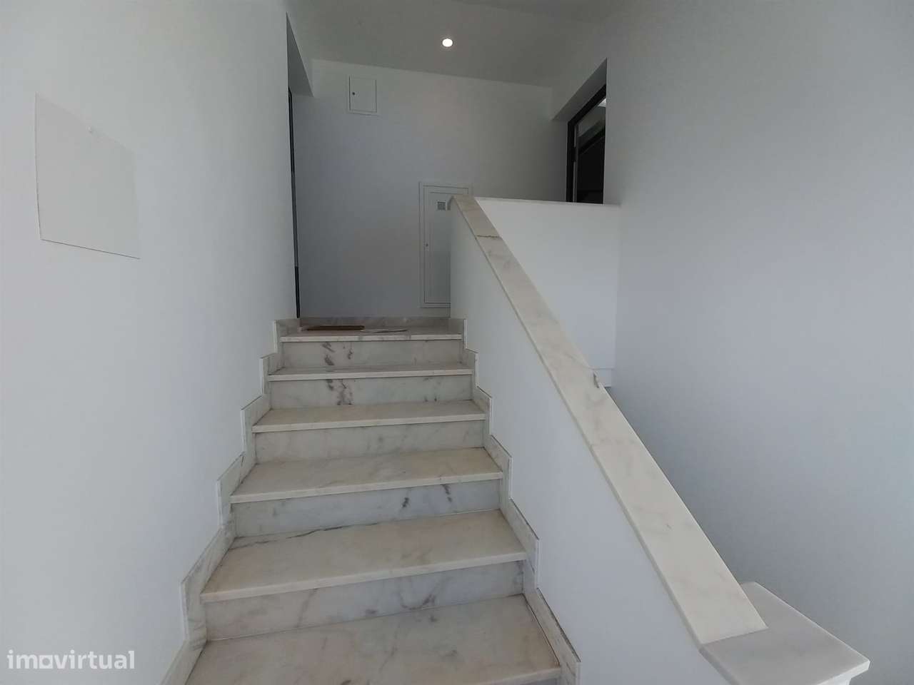 Apartamentos de 3 assoalhadas na Praia das Maçãs, Sintra - Grande imagem: 2/38