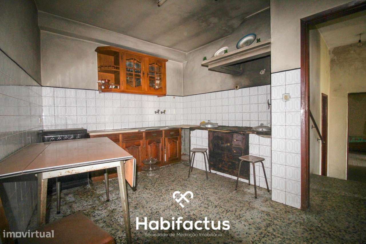 Moradia T2+1 para a venda Junto à Zona Histórica de Cabanas de Viriato - Grande imagem: 4/17