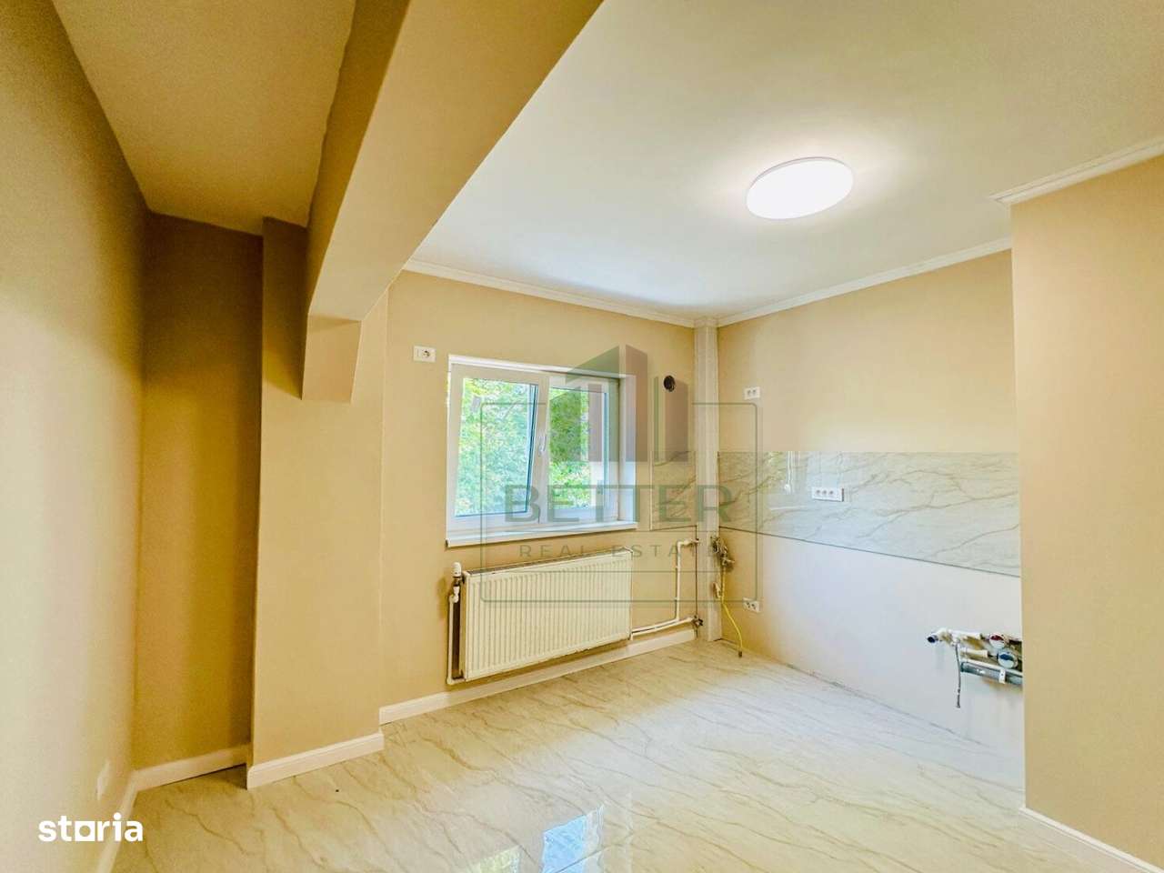 Apartament 3 camere renovat, 280 m metrou Apărătorii Patriei-4