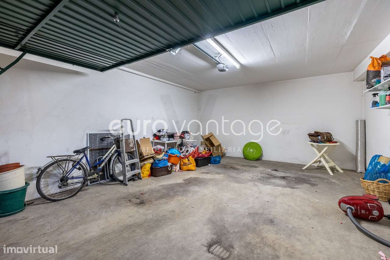 Apartamento T2 na Urbanização de São Romão-27