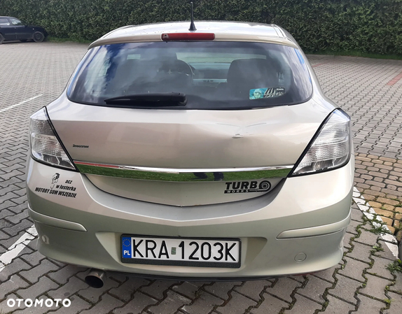 Opel Astra GTC 1.8 Edition - 5