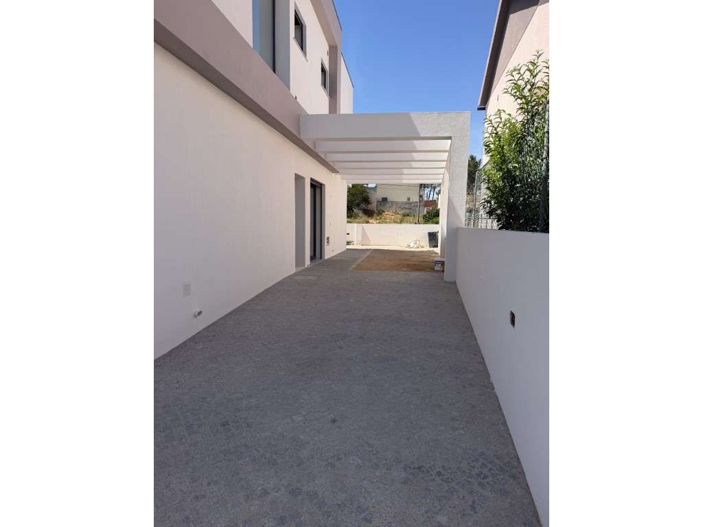 Moradia Duplex T3 Geminada, pronta a escritura a curto prazo, excel...-11