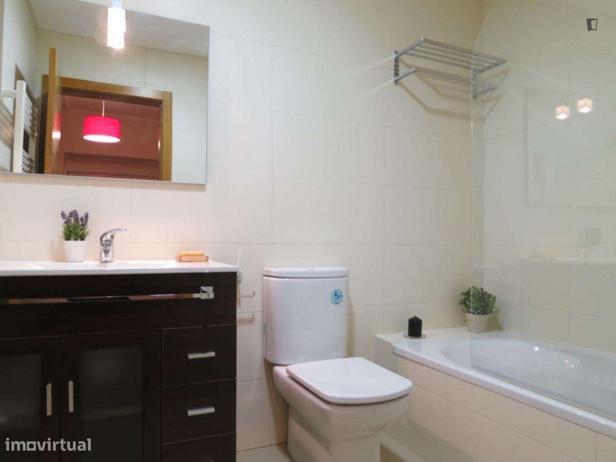 Quarto - localizado em Olaias Lisbon - Grande imagem: 5/5