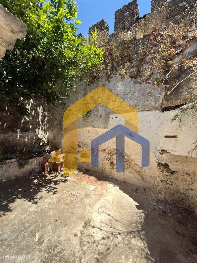 Moradia T1 com Jardim | Dentro da Muralha de Estremoz-24