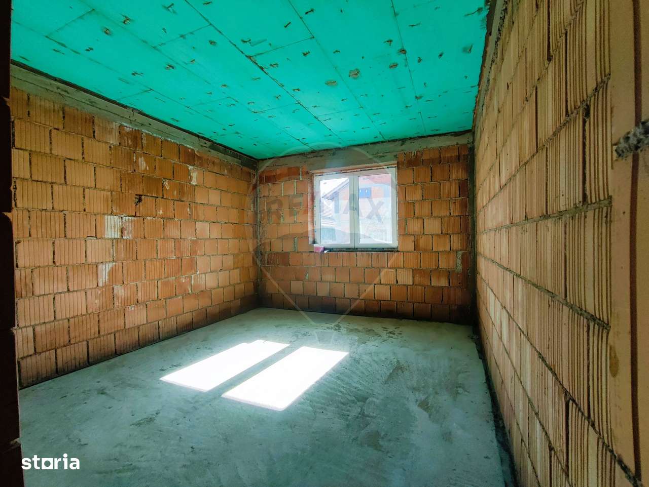 Casă / Vilă cu 5 camere de vânzare-13