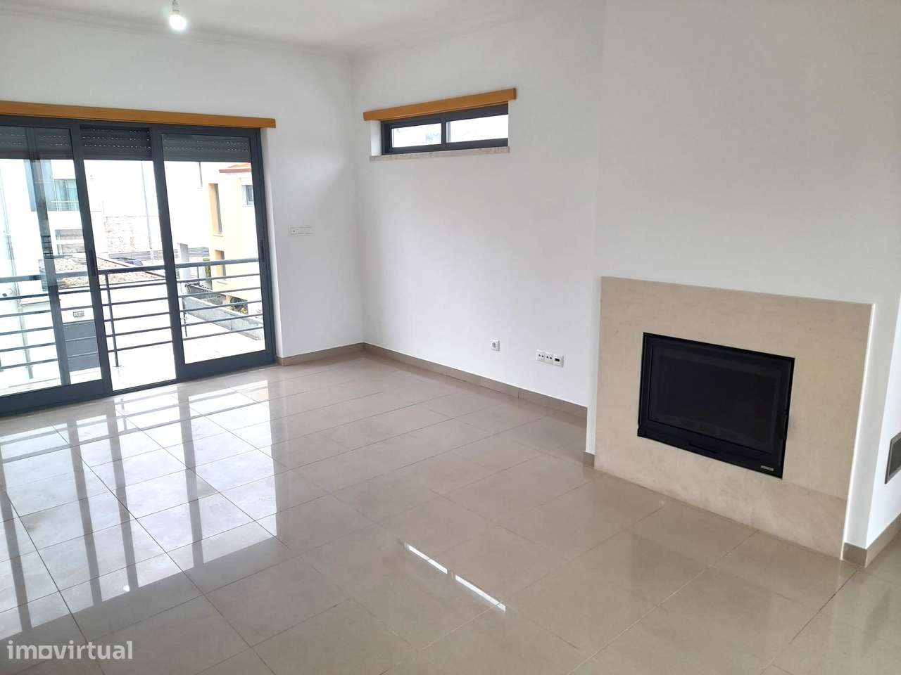 Magnifica Moradia no Centro do Feijó-3