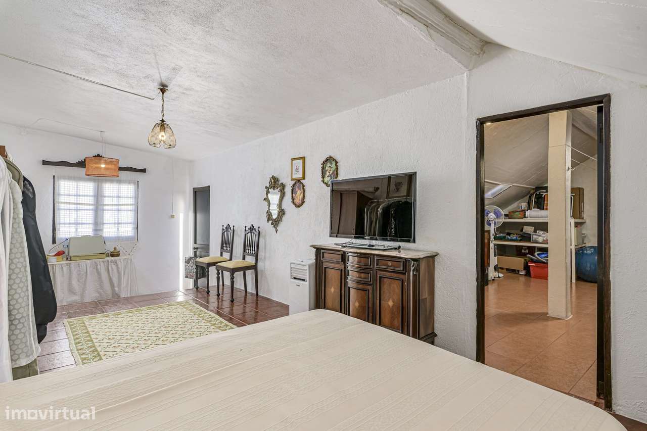 Moradia T2+1, c/ Garagem, Bairro do Areias – Montijo-46