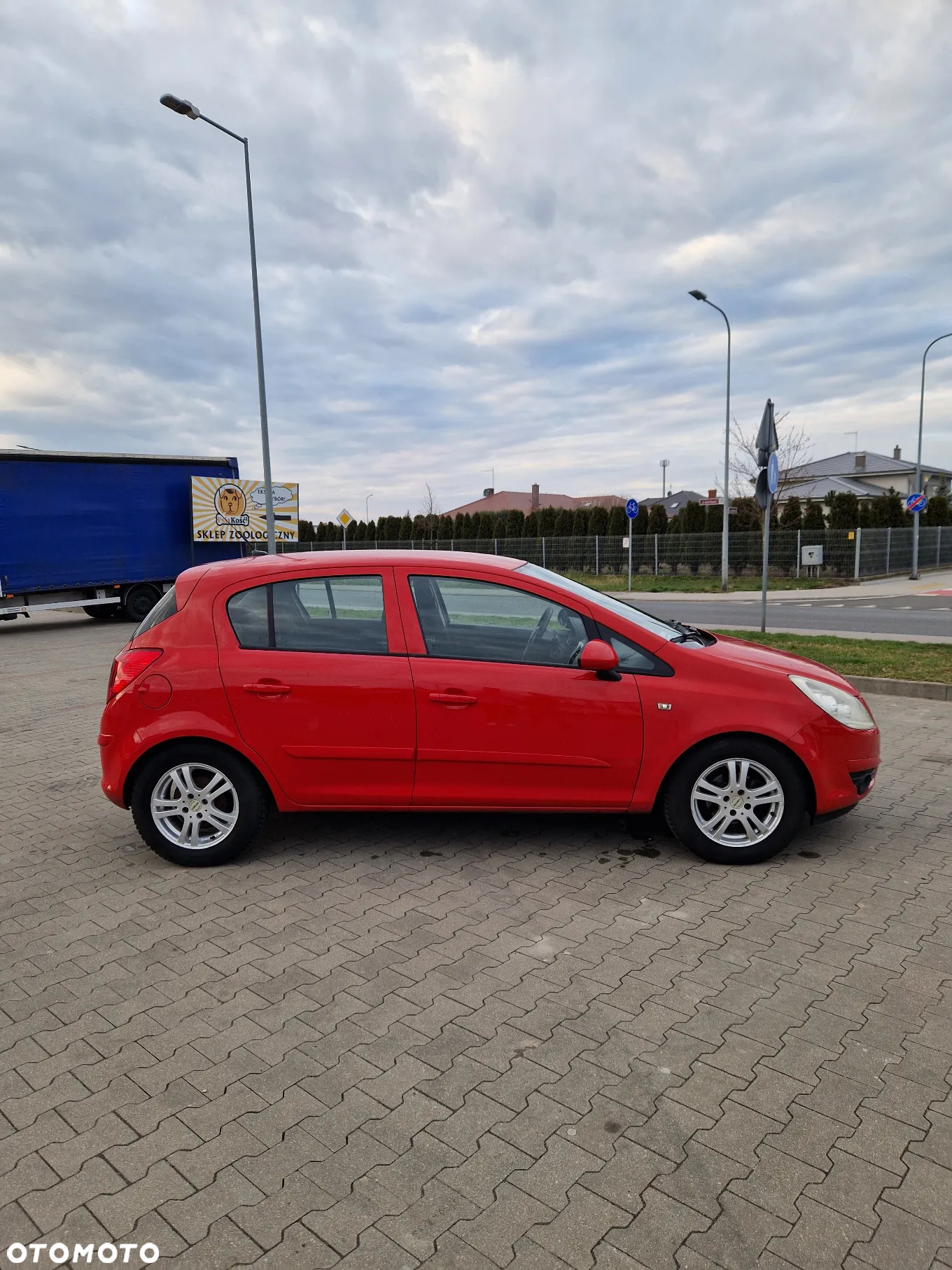 Opel Corsa 1.4 16V Cosmo - 3