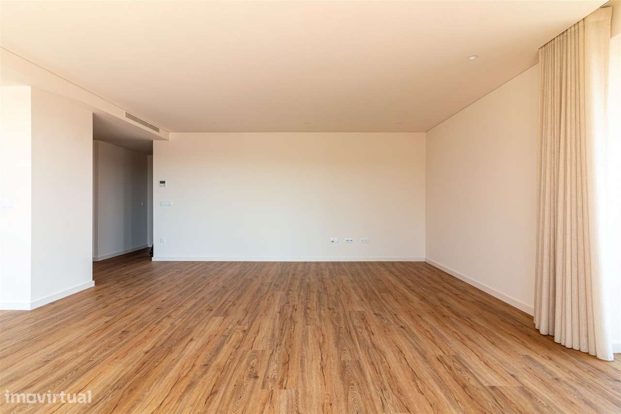 Apartamento T3 Venda em Arcozelo,Barcelos-9