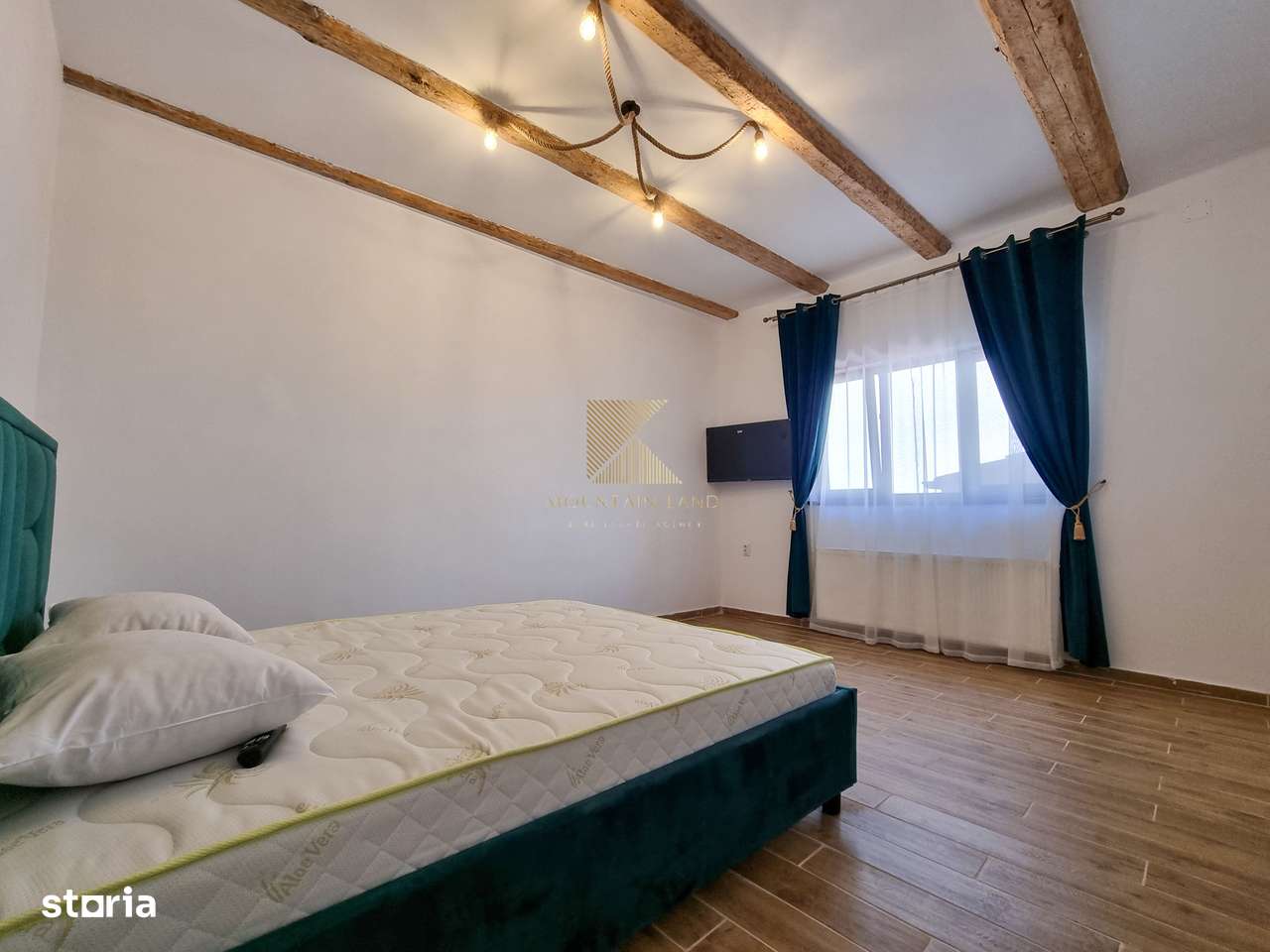 Casă individuală complet renovată, situată în centrul istoric al Brașo-13