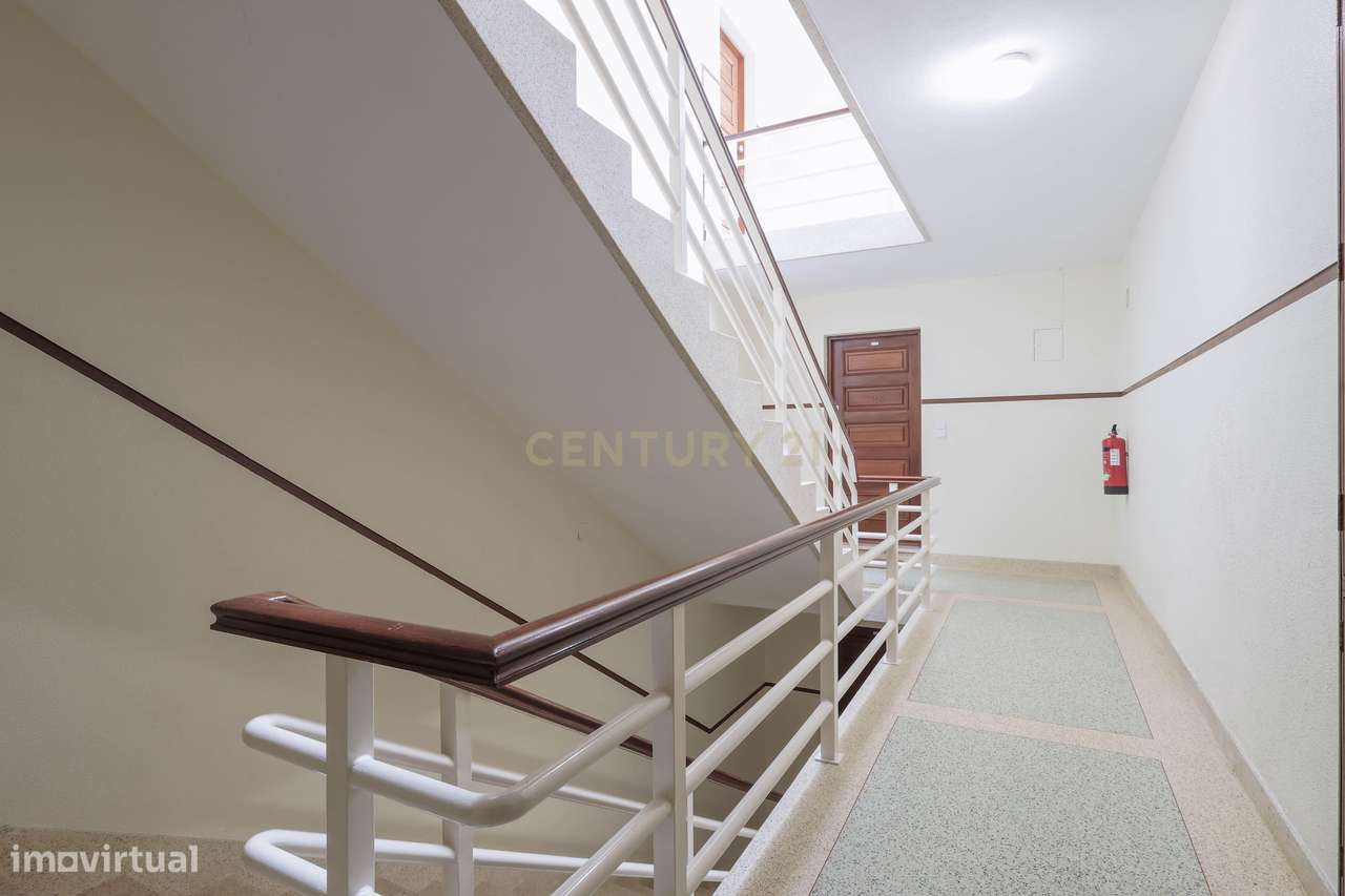 Apartamento T3 em Aguas Santas com Suite e garagem-20