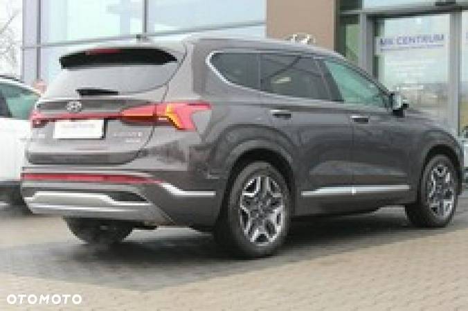 Hyundai Santa Fe - 5