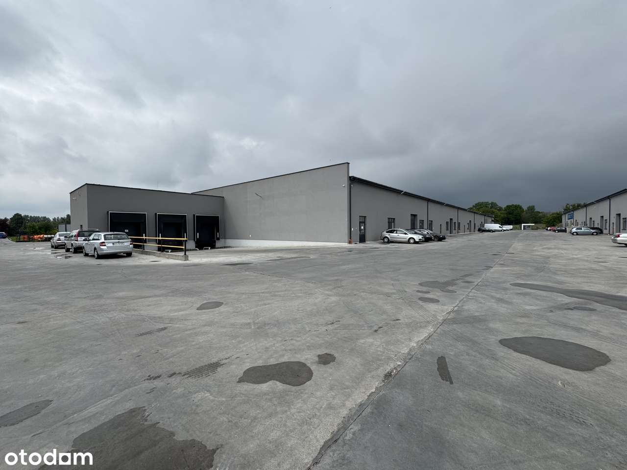 Lokal magazynowo-usługowy 1100 m2 - Pełny obrazek: 2/3