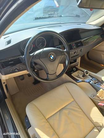 BMW Seria 5 520d - 13