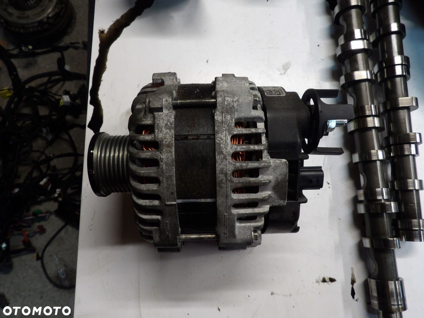 ALTERNATOR RENAULT 231004502R - 1