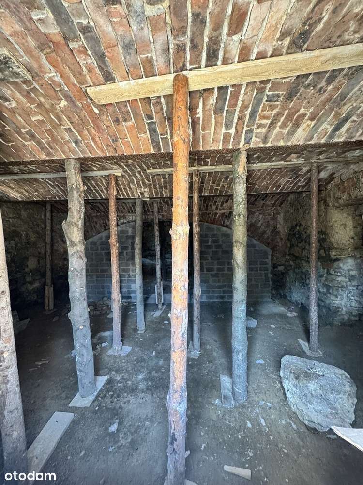 Nietypowy dom dwurodzinny-7