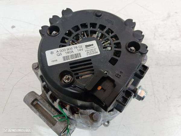 Alternador Mercedes-Benz C-Class (W205) - 3