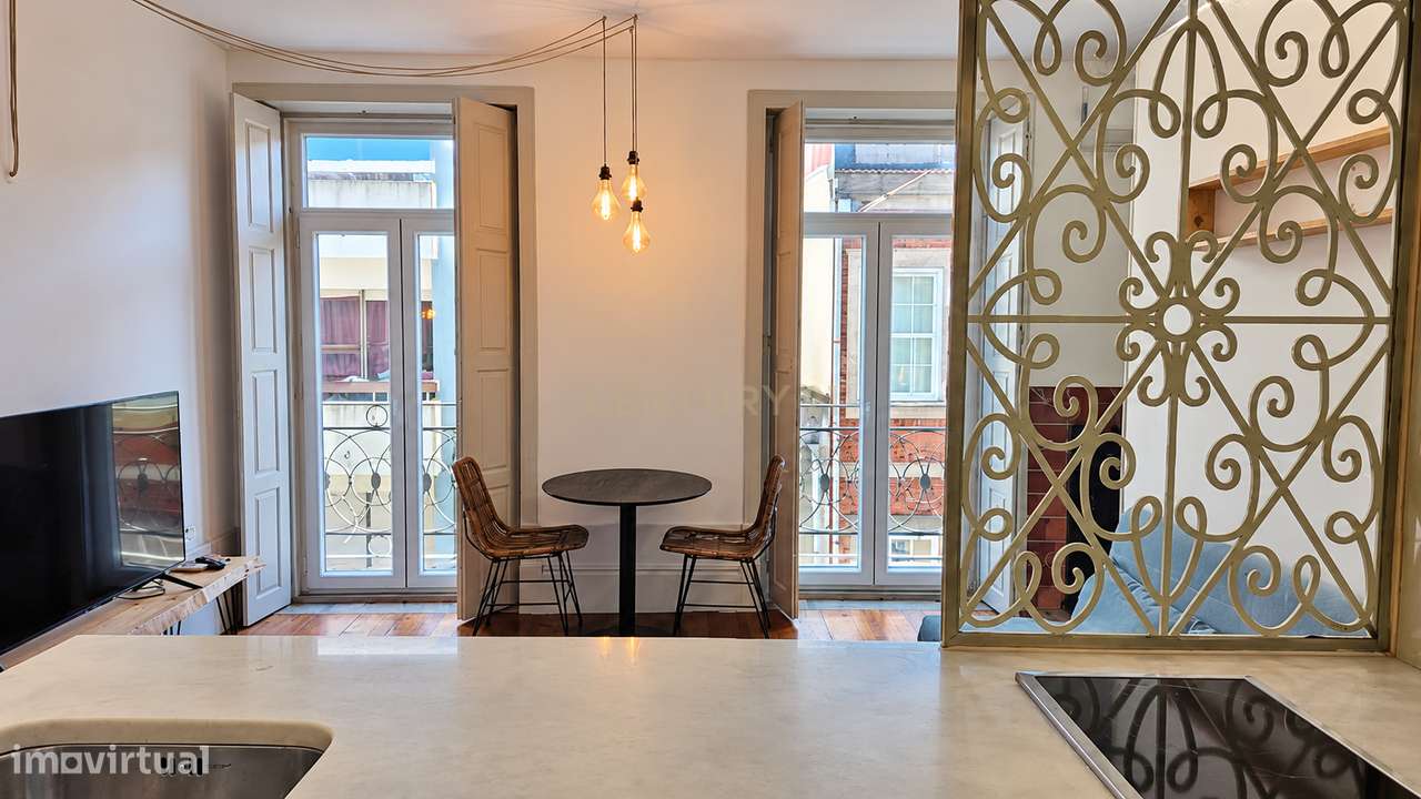 Apartamento T0 | 60 m² | Alojamento Local ativo | Porto-3