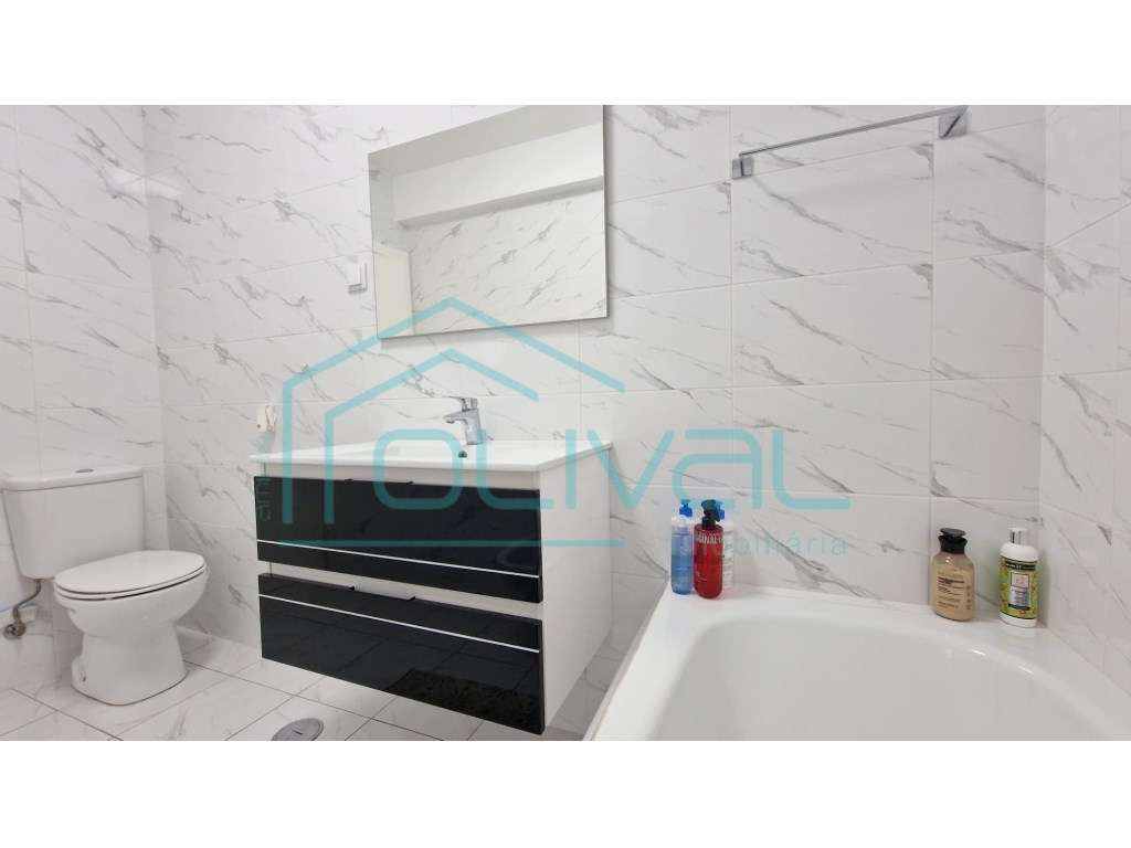 T3 Semi-Novo com Varandas, Box e Excelentes Acabamentos | Urbanizaç...-17