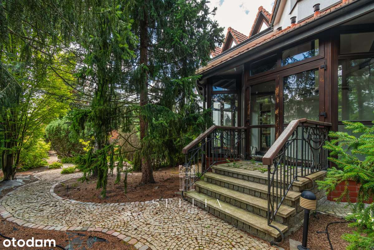 Wyjątkowa rezydencja w malowniczym Józefowie-18