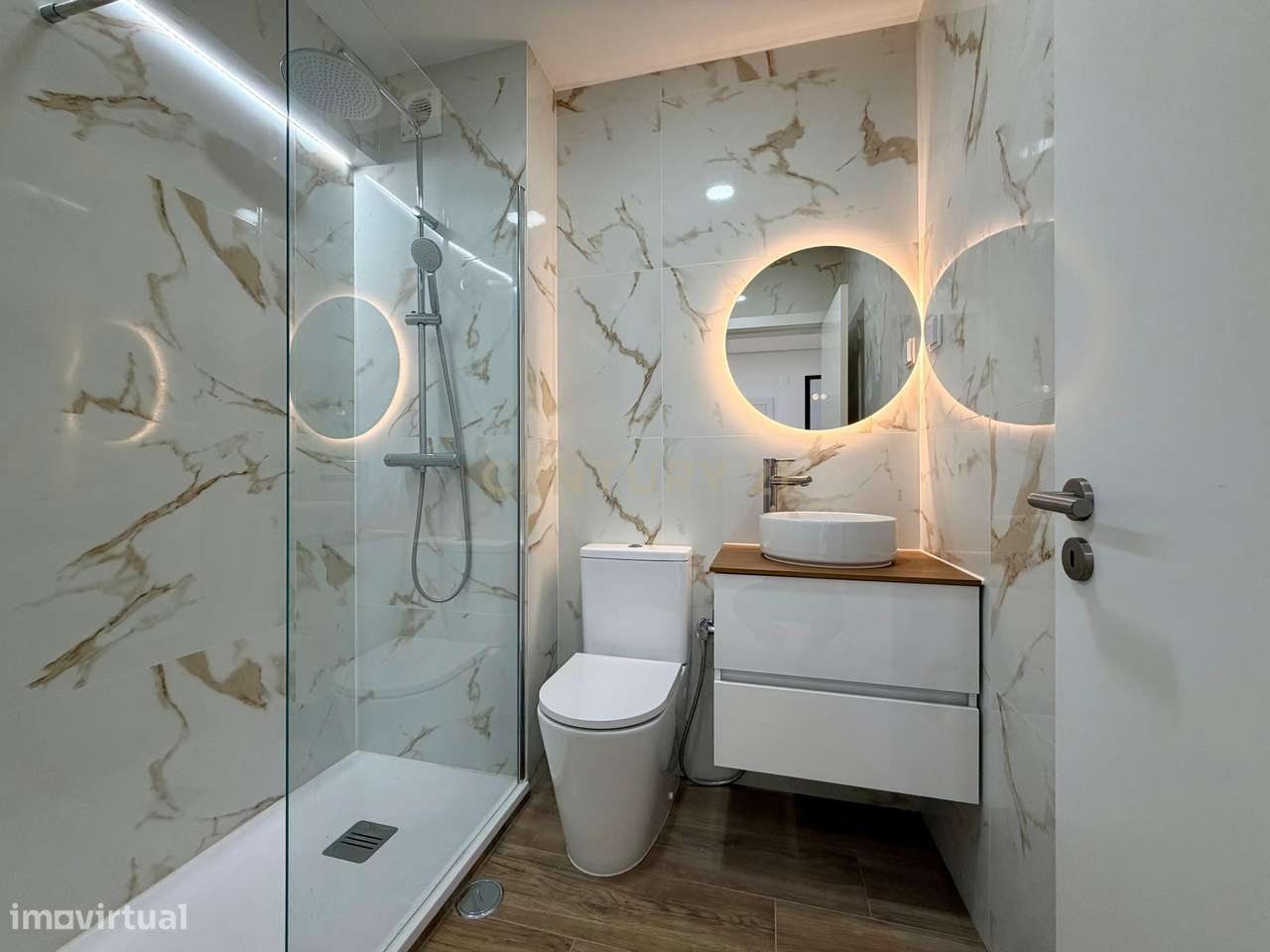 Apartamento T2 no Coração do Laranjeiro-7