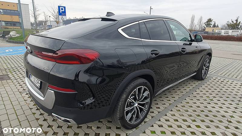 BMW X6 xDrive40i - 8